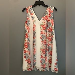 BCBGeneration Size XS Dress White Sheer Floral Short Sleeve V Neck